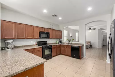 18864 N Lariat Road, Maricopa, AZ 85138 - Photo 6