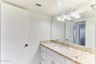 3600 N Hayden Rd, Scottsdale, AZ 85251 - Photo 16