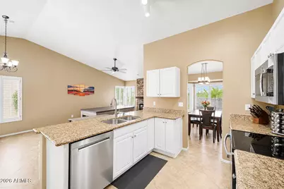 6322 W Potter Drive, Glendale, AZ 85308 - Photo 6