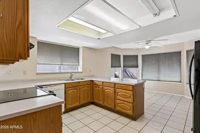 12912 N 79th Avenue, Peoria, AZ 85381 - Photo 18