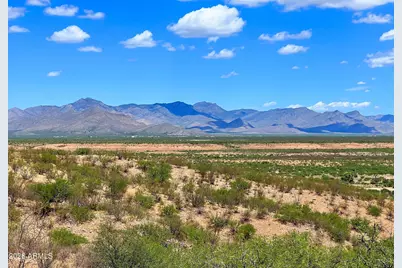 3Xx W Lonely Dove Pl -- #11, Huachuca City, AZ 85616 - Photo 6
