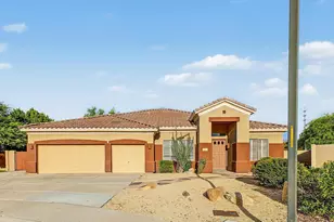 1571 E Stirrup Ct, Gilbert, AZ 85296 - Photo 2