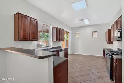 3335 N 142nd Drive, Goodyear, AZ 85395 - Photo 8
