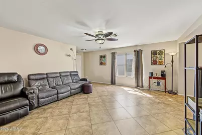 15808 N 138th Lane, Surprise, AZ 85374 - Photo 6