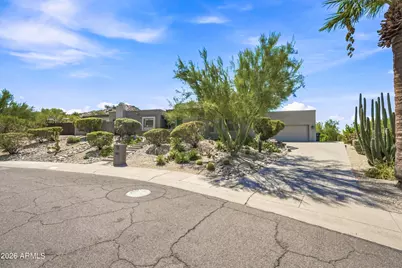 1801 E Manzanita Drive, Phoenix, AZ 85020 - Photo 2