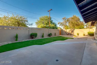 554 W 19th Street, Tempe, AZ 85281 - Photo 36