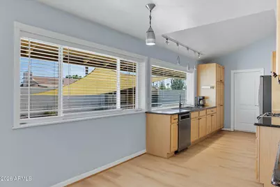 2427 E Del Rio Drive, Tempe, AZ 85282 - Photo 20