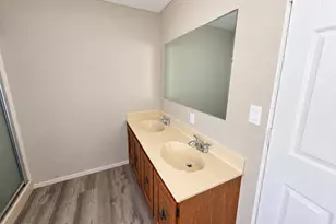 12714 W Greenway Rd, Surprise, AZ 85374 - Photo 6