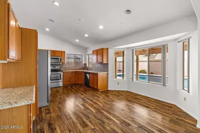 17520 N 84th Lane, Peoria, AZ 85382 - Photo 4