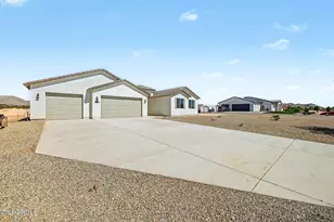 12091 W Jaiden St, Casa Grande, AZ 85194 - Photo 4