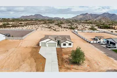 12091 W Jaiden Street, Casa Grande, AZ 85194 - Photo 2