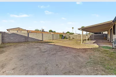 7142 W Westview Drive, Phoenix, AZ 85033 - Photo 22