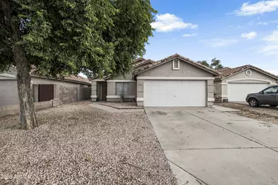 853 E Yuma Avenue, Apache Junction, AZ 85119 - Photo 2