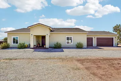 21035 W Ocotillo Avenue, Buckeye, AZ 85326 - Photo 1