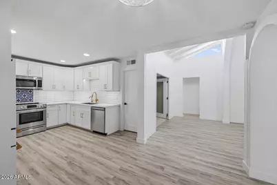 2018 E Balboa Drive, Tempe, AZ 85282 - Photo 18