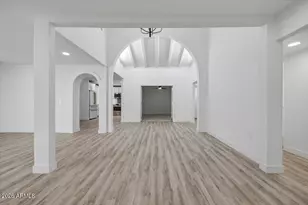2018 E Balboa Dr, Tempe, AZ 85282 - Photo 8