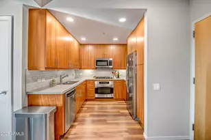 7161 E Rancho Vista Dr, Scottsdale, AZ 85251 - Photo 12