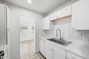 10845 N 15th Ave, Phoenix, AZ 85029 - Photo 4