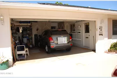 10826 W Meade Drive, Sun City, AZ 85351 - Photo 4