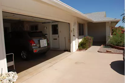 10826 W Meade Drive, Sun City, AZ 85351 - Photo 18