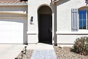 18614 W North Ln, Waddell, AZ 85355 - Photo 4