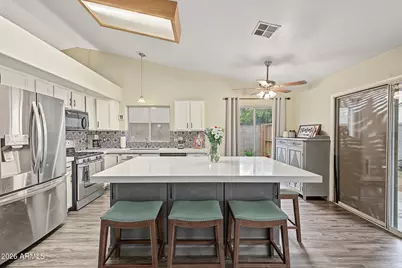 9186 W Saint John Road, Peoria, AZ 85382 - Photo 14