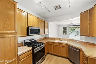 907 S Roanoke St, Gilbert, AZ 85296 - Photo 6