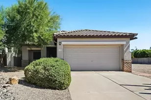 907 S Roanoke St, Gilbert, AZ 85296 - Photo 1