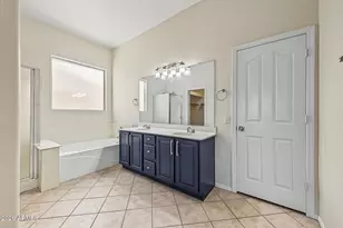 13592 W Ironwood St, Surprise, AZ 85374 - Photo 16