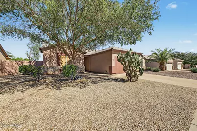 13592 W Ironwood Street, Surprise, AZ 85374 - Photo 2
