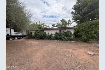 4713 E Devonshire Avenue, Phoenix, AZ 85018 - Photo 1