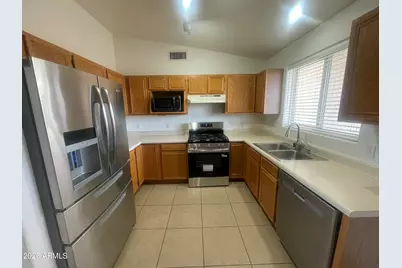 8326 W Tinajas Drive, Arizona City, AZ 85123 - Photo 6