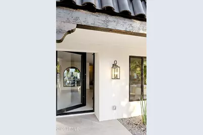 13835 N 51st St Street, Scottsdale, AZ 85254 - Photo 2