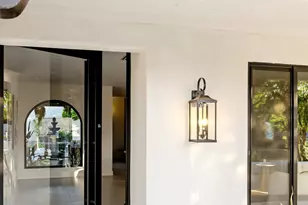 13835 N 51st St St, Scottsdale, AZ 85254 - Photo 2