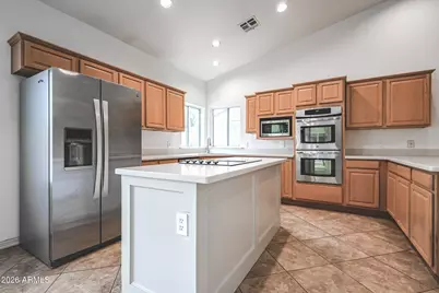 4506 E Olive Avenue, Gilbert, AZ 85234 - Photo 10
