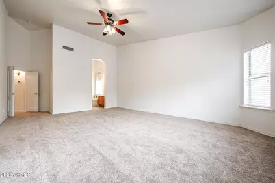4506 E Olive Avenue, Gilbert, AZ 85234 - Photo 16