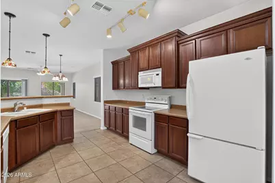 16195 W Watson Lane, Surprise, AZ 85379 - Photo 12
