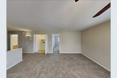 166 W Brangus Way, San Tan Valley, AZ 85143 - Photo 4
