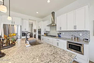 10517 S 181st Avenue, Goodyear, AZ 85338 - Photo 14