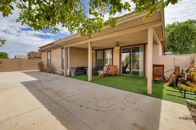 17000 N Assisted Living Boulevard, Surprise, AZ 85374 - Photo 8