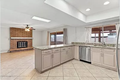 15622 N 29th Avenue, Phoenix, AZ 85053 - Photo 10