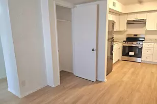 510 E Hatcher Rd, Phoenix, AZ 85020 - Photo 14