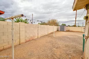 812 N Sunshine Blvd, Eloy, AZ 85131 - Photo 20
