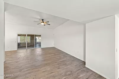 16210 N Meadow Park Drive, Sun City, AZ 85351 - Photo 4