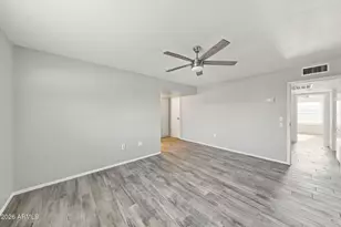 16210 N Meadow Park Dr, Sun City, AZ 85351 - Photo 26