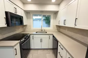 8449 E Montebello Ave, Scottsdale, AZ 85250 - Photo 2