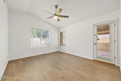 7454 W Louise Drive, Glendale, AZ 85310 - Photo 12