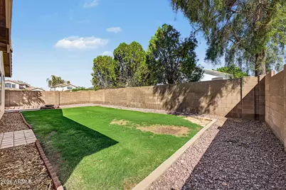 7454 W Louise Drive, Glendale, AZ 85310 - Photo 30