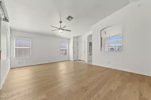 7454 W Louise Dr, Glendale, AZ 85310 - Photo 6