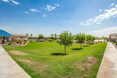 5724 W Encinas Lane, Phoenix, AZ 85043 - Photo 52
